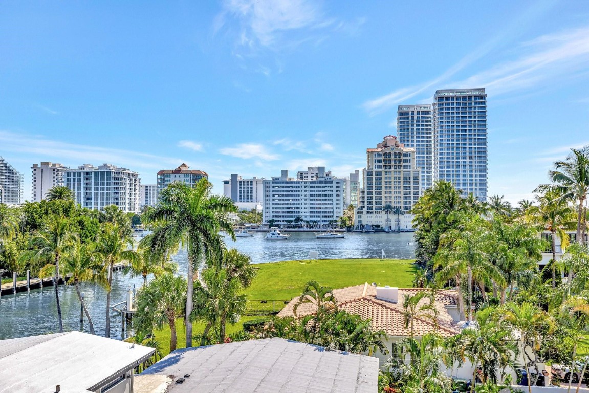 Seven Isles - Residential