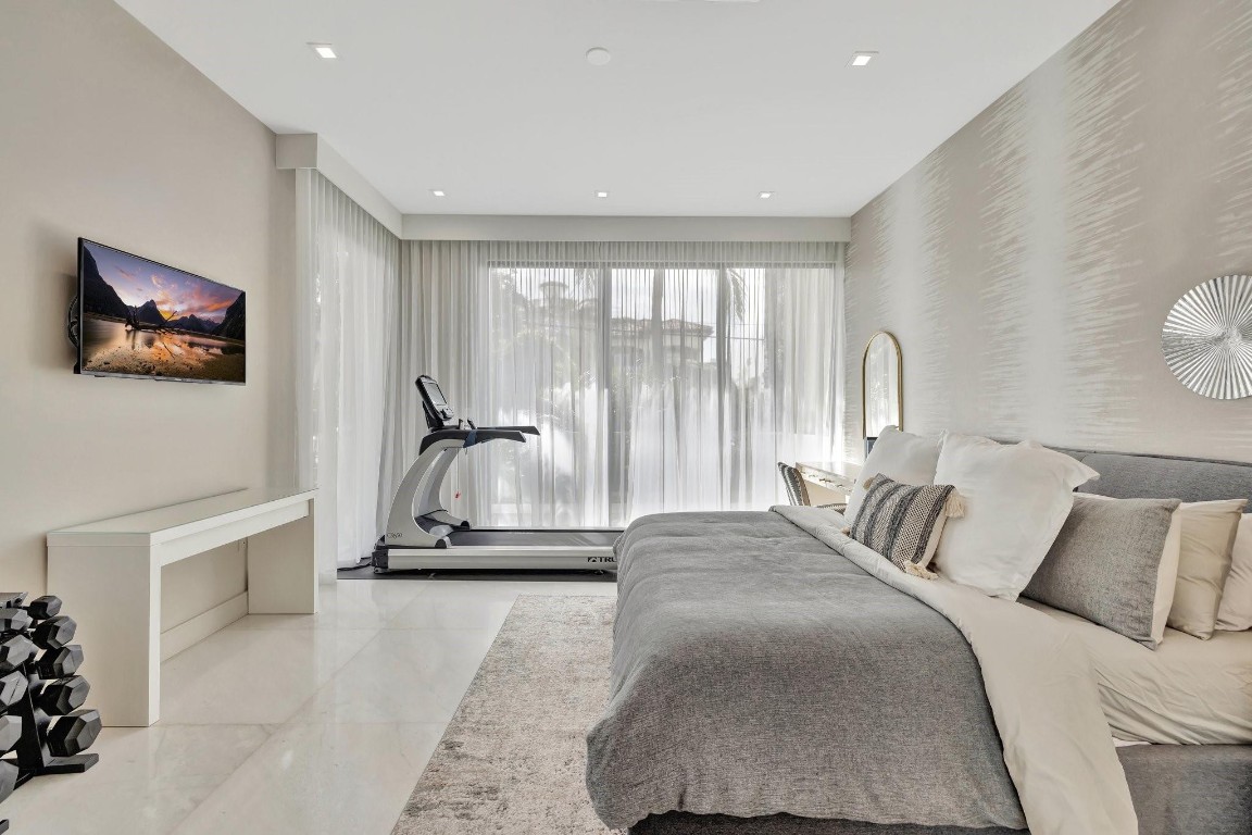 Seven Isles - Residential