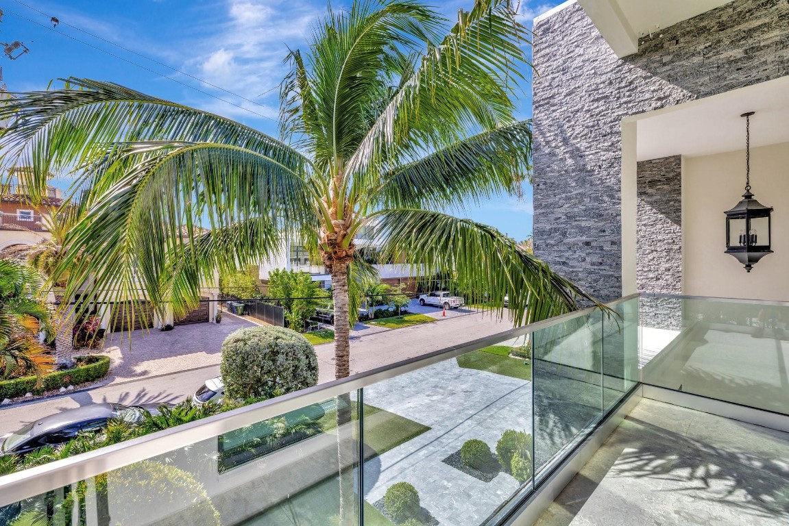 Seven Isles - Residential