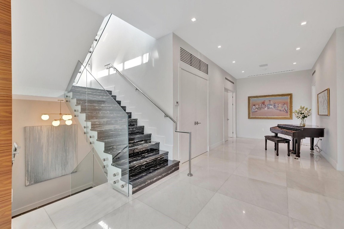 Seven Isles - Residential