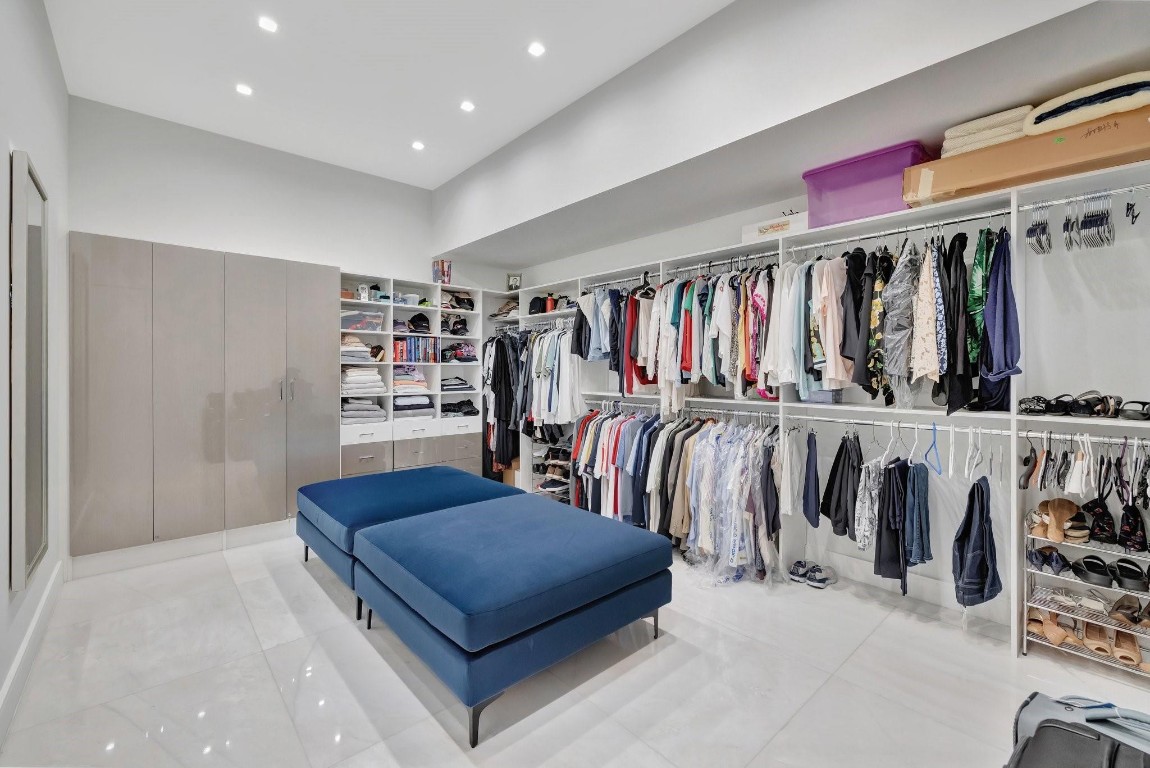 Seven Isles - Residential