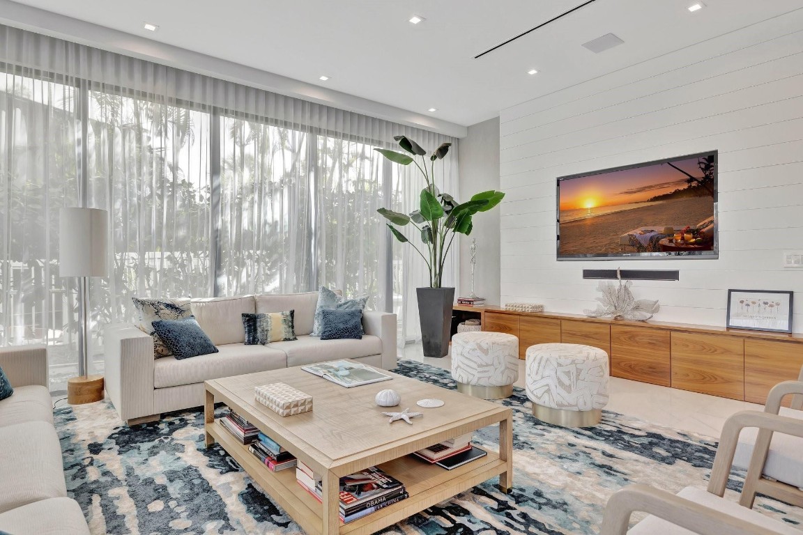 Seven Isles - Residential