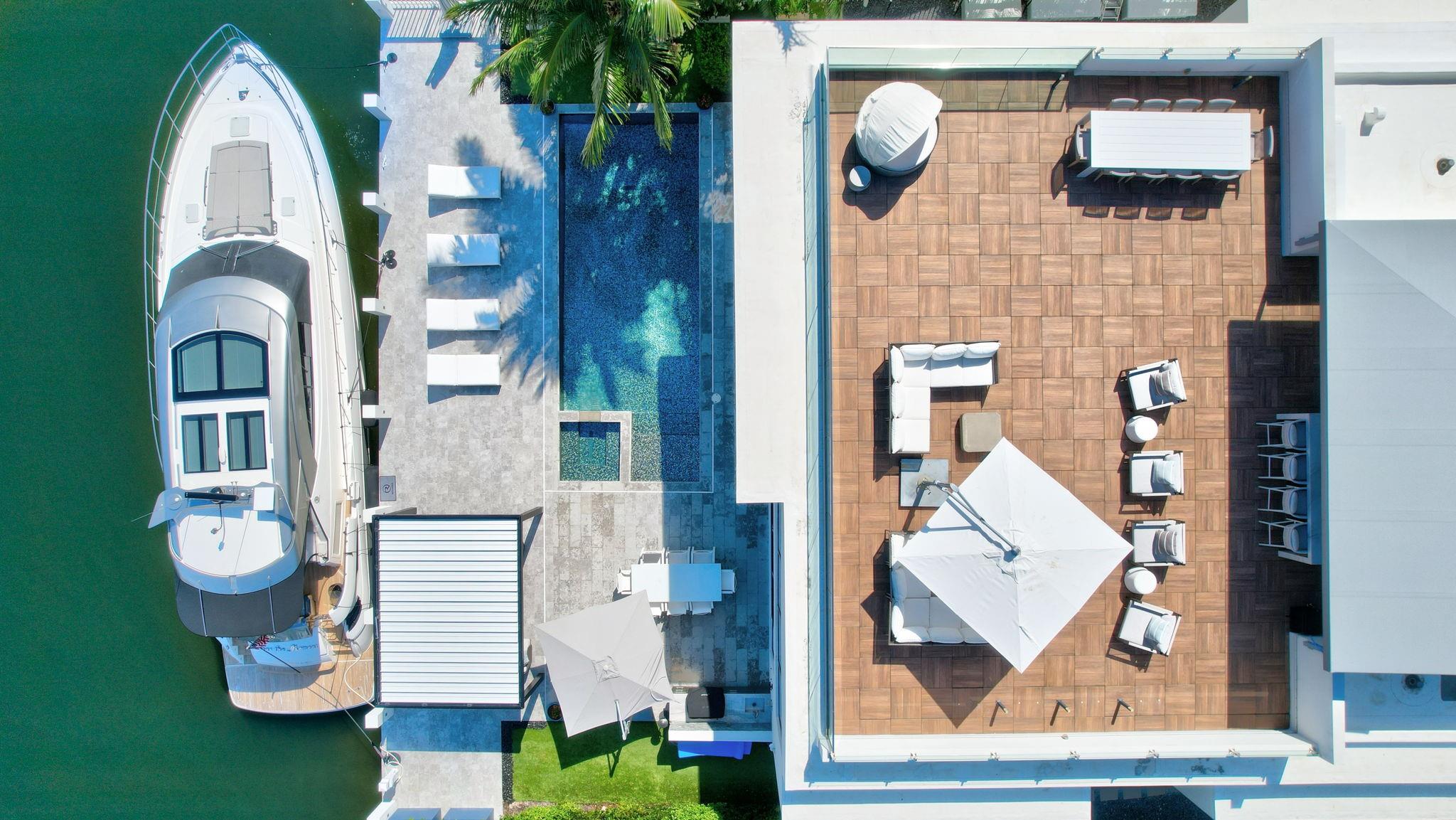 Seven Isles - Residential