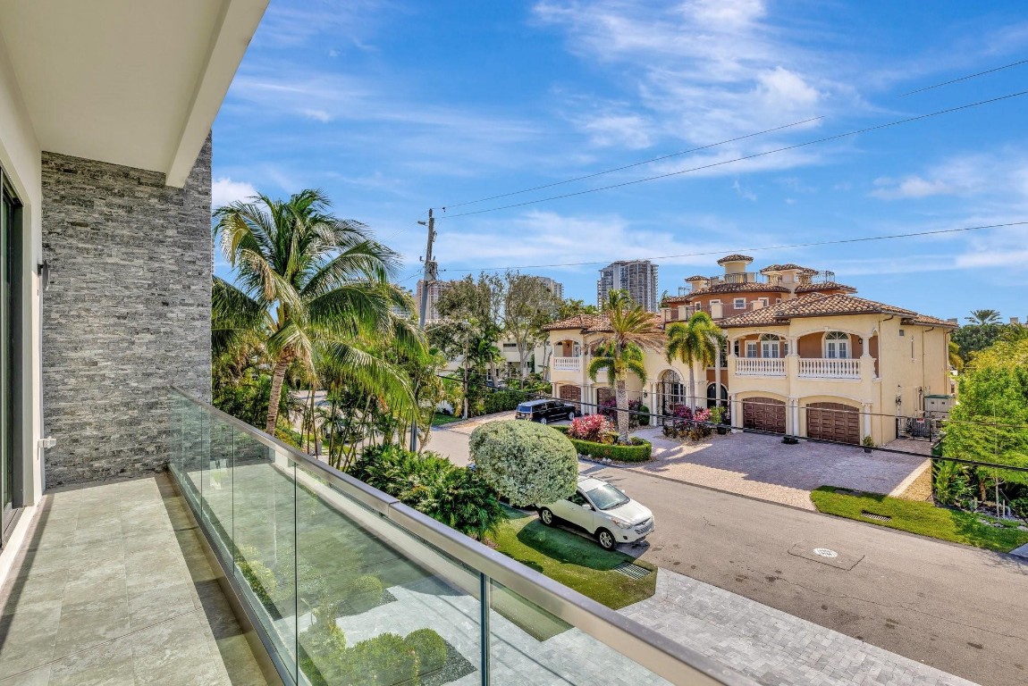 Seven Isles - Residential