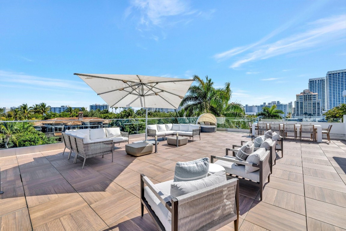 Seven Isles - Residential