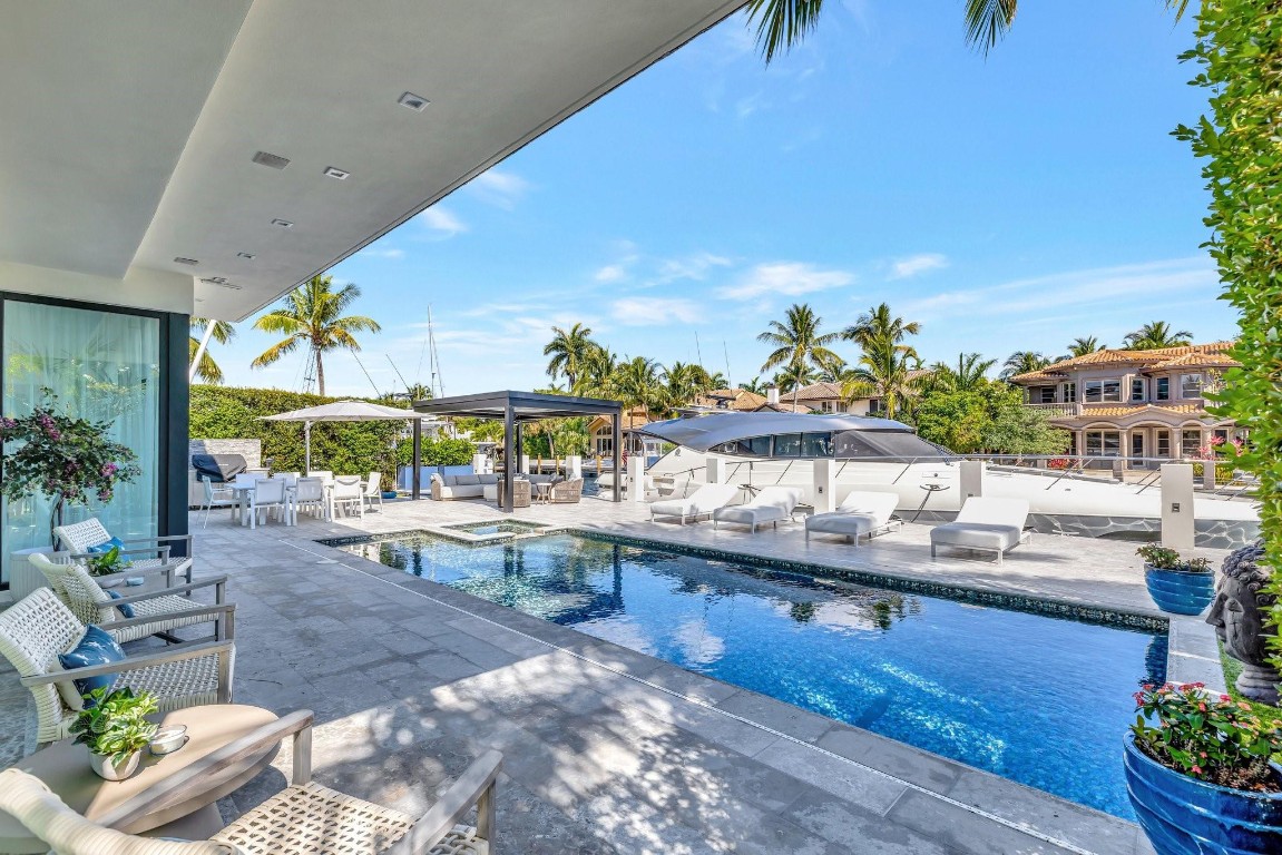 Seven Isles - Residential