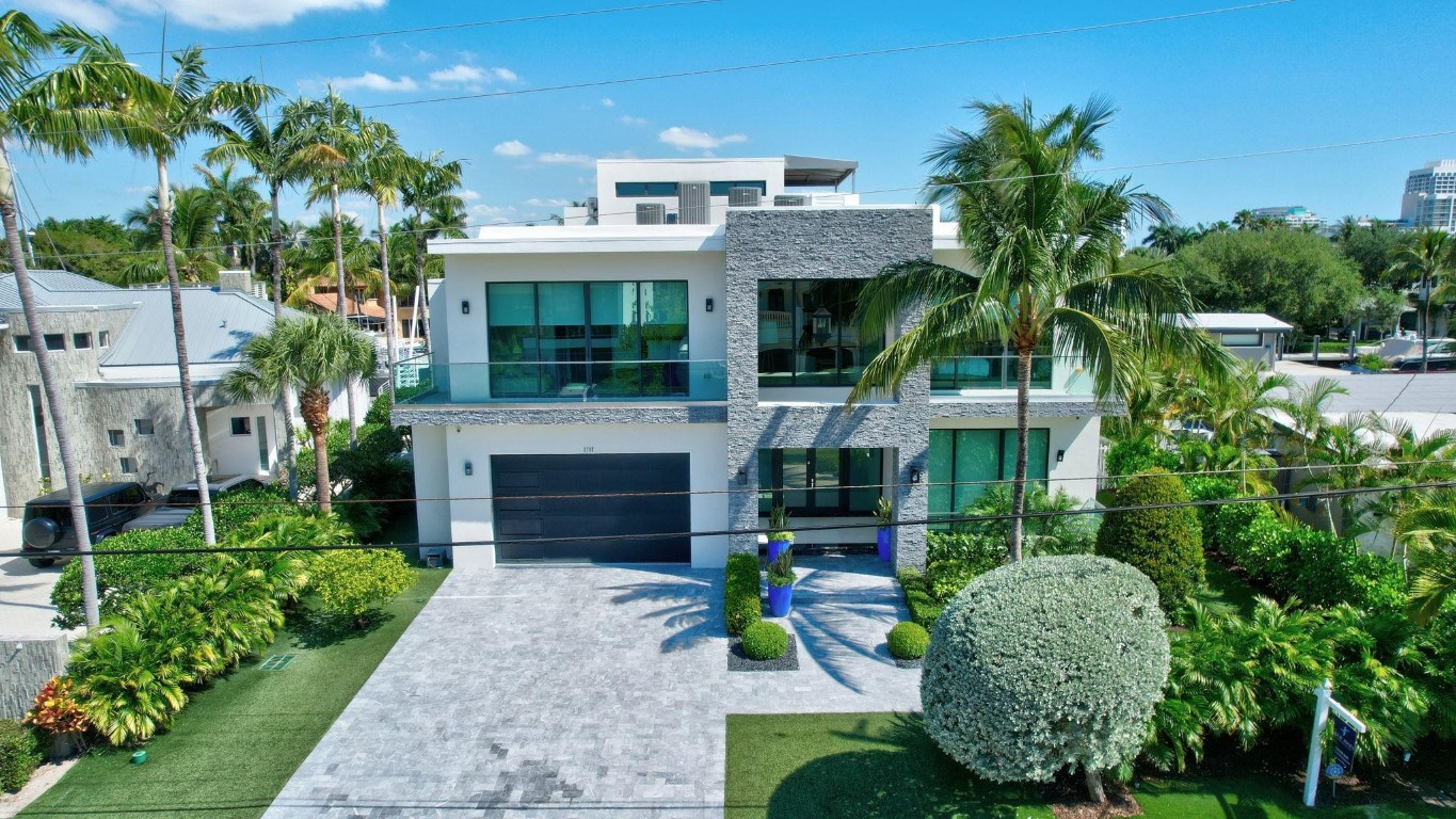 Seven Isles - Residential