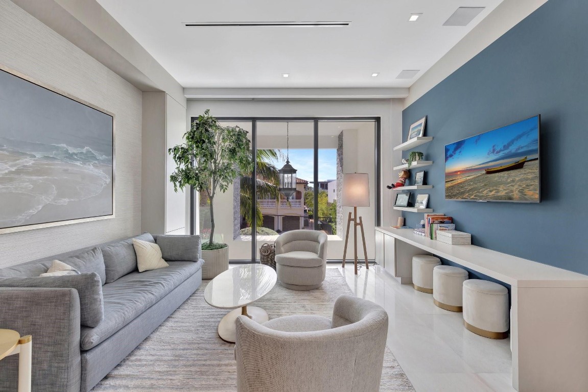 Seven Isles - Residential