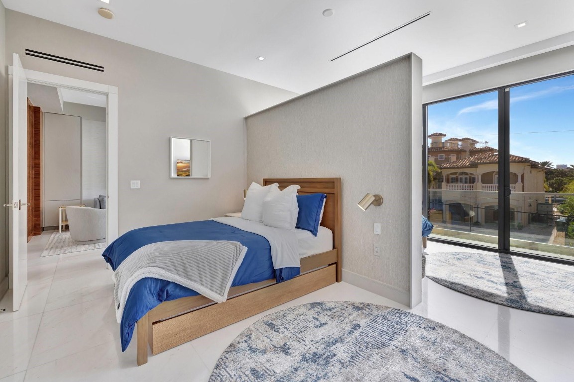 Seven Isles - Residential