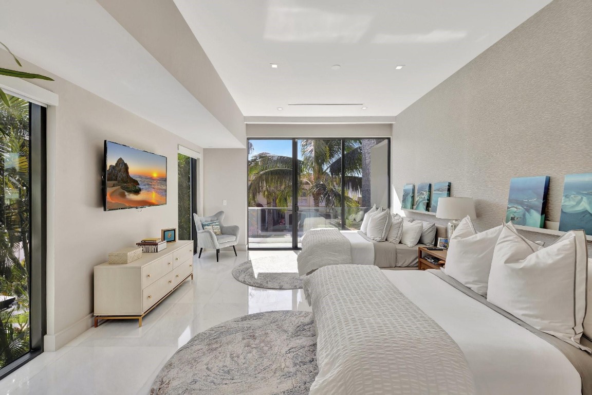 Seven Isles - Residential