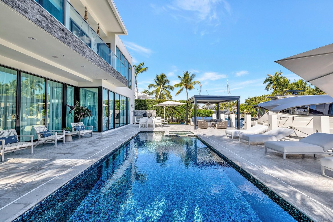 Seven Isles - Residential