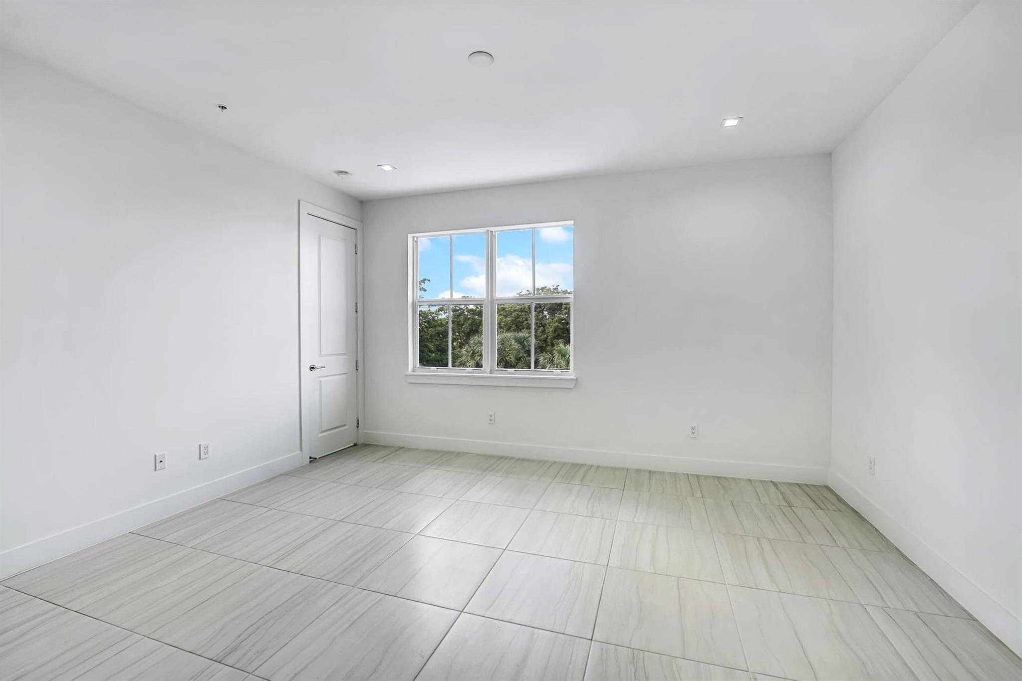 ATLANTIC GROVE PLAT NO 2 - Residential