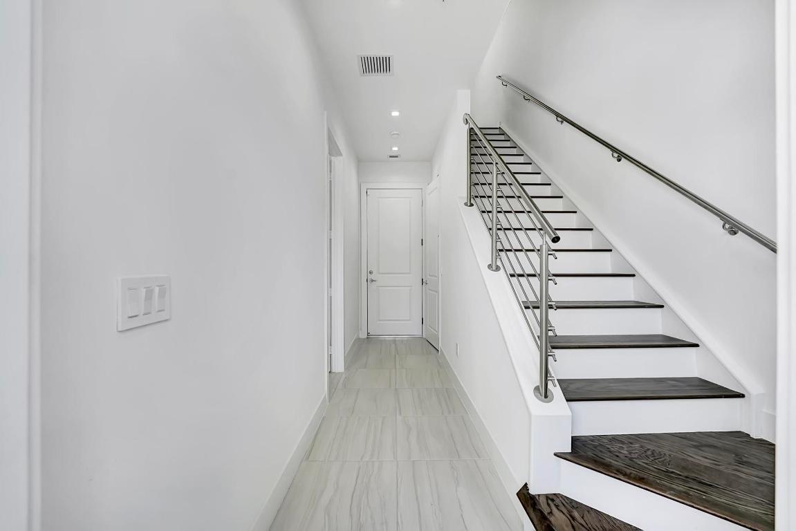 ATLANTIC GROVE PLAT NO 2 - Residential