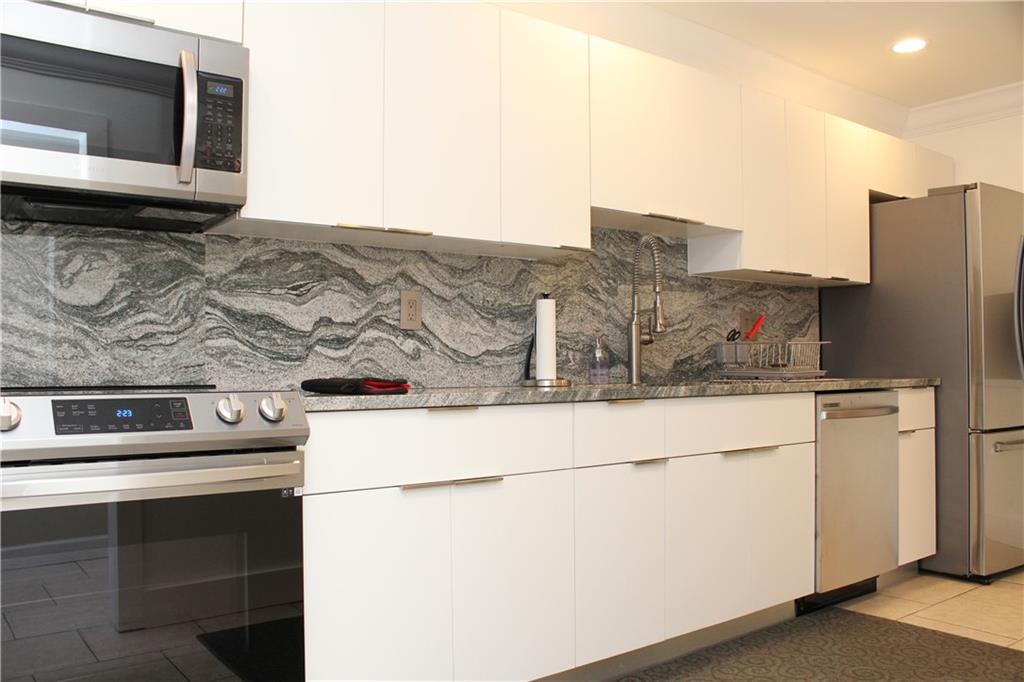 Manor Grove - Residential