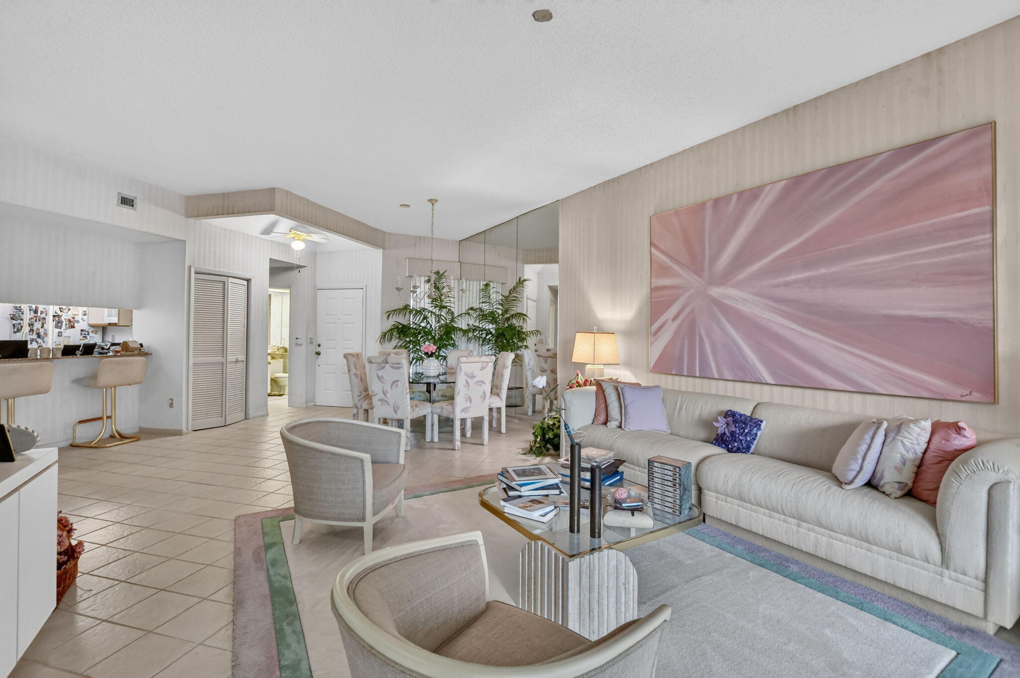 7535 LA PAZ Boulevard 201