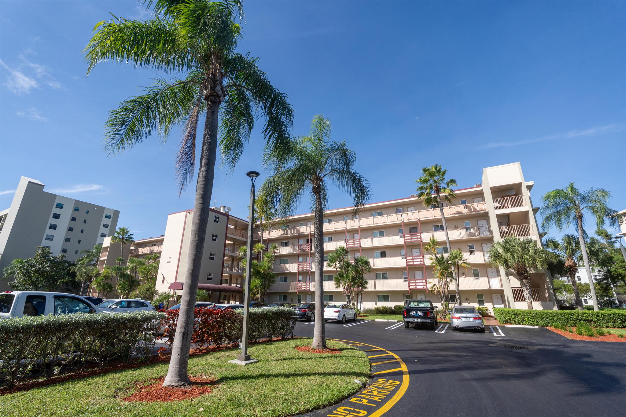 CYPRESS BEND IV-10 CONDO - Residential Lease