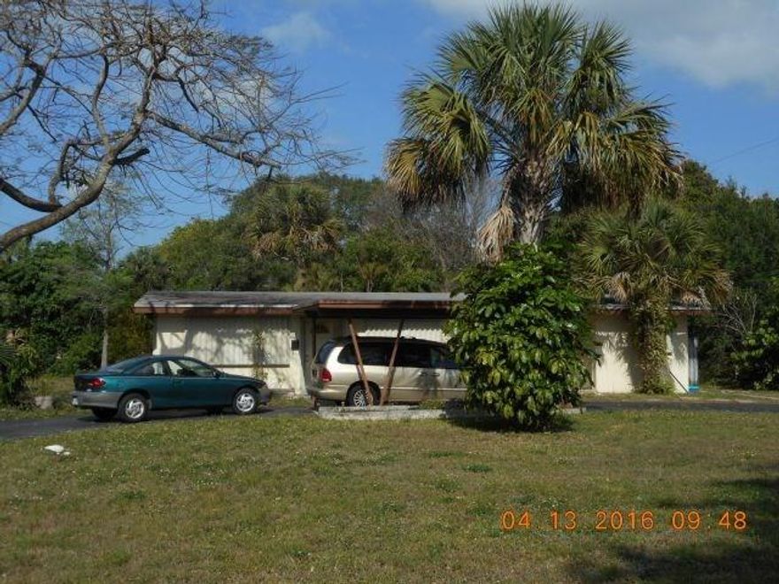DESIREABLE COUNTRY CLUB ESTATES 3 BEDROOMS 3 BATH HOME ON 1/2 ACRE LOT WITH PLENTY OF ROOM TO ROAM.THIS HOME HAS ACCORDION SHUTTERS,UPGRADED WINDOW TREATMENTS JUST ADD YOUR UPGRADES AND MAKE THIS YOUR HOME