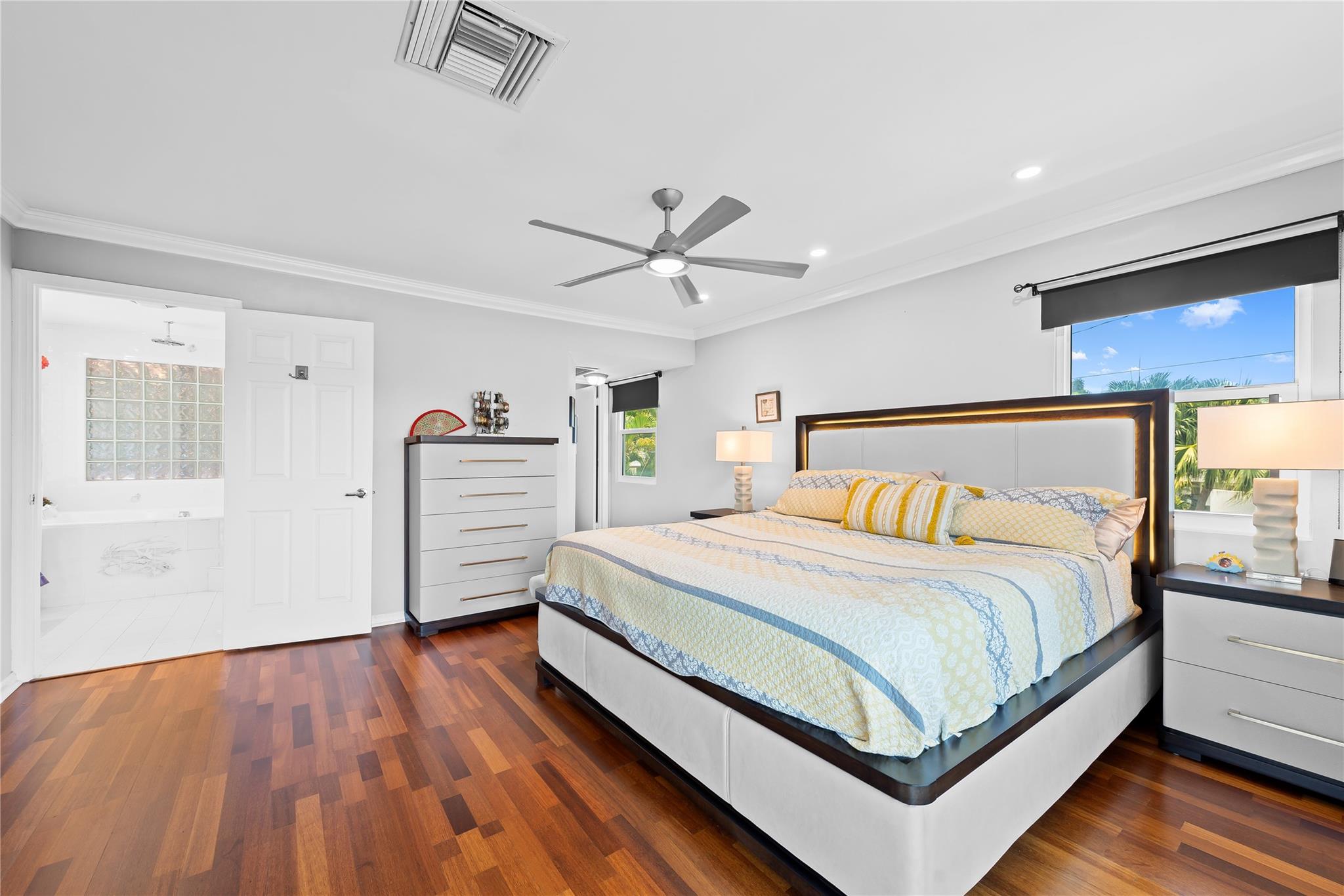 Hollywood Lakes Sec 1-32 - Residential