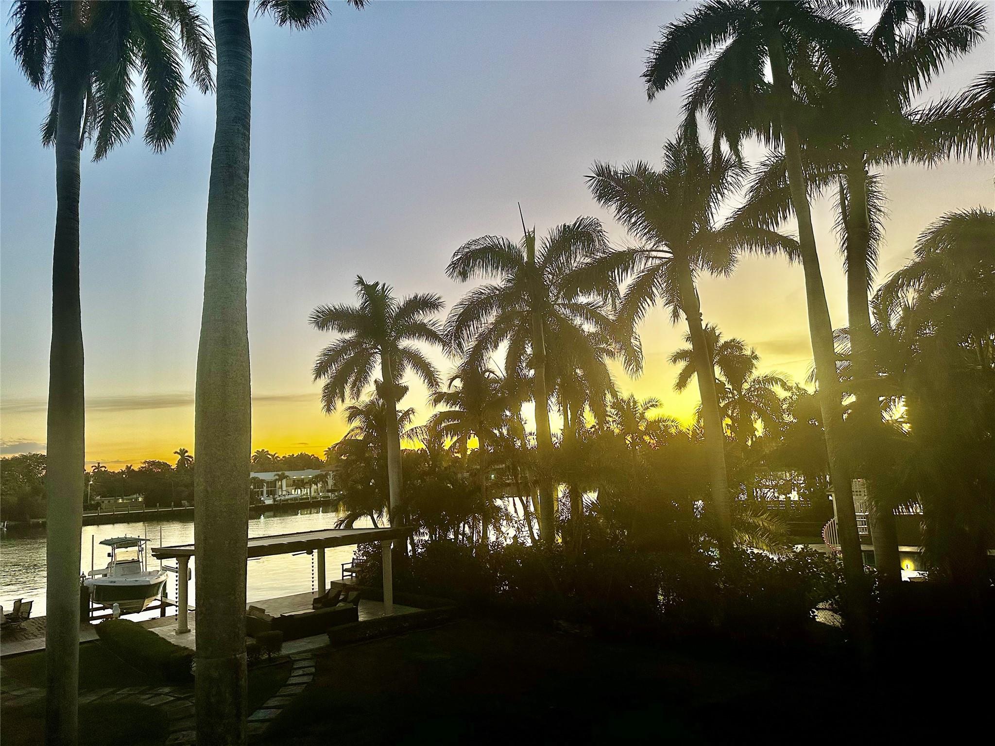 Hollywood Lakes Sec 1-32 - Residential