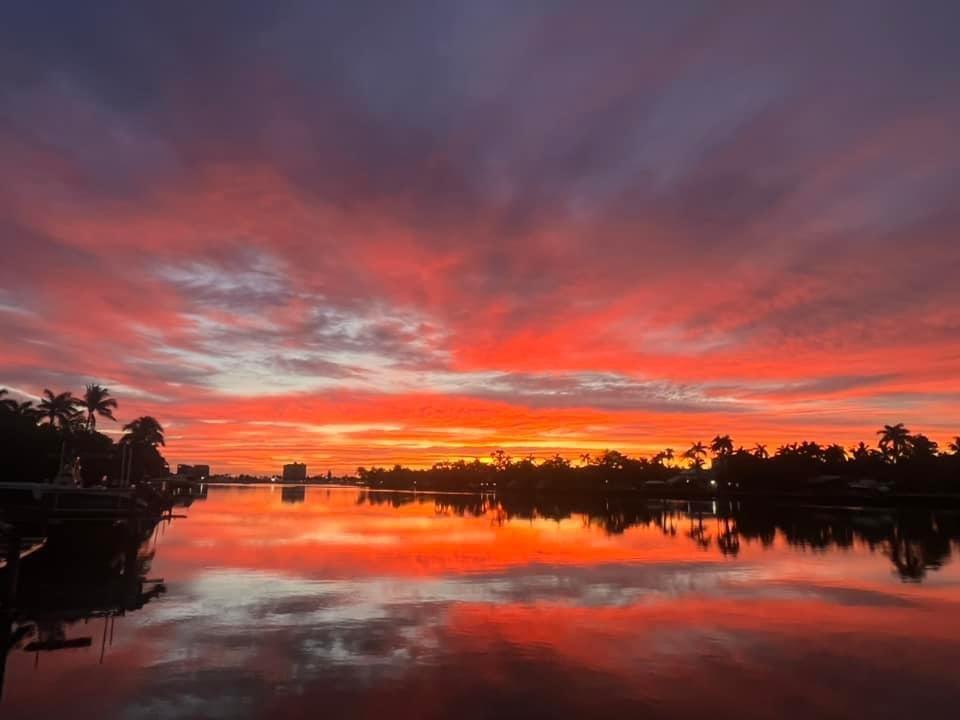 Hollywood Lakes Sec 1-32 - Residential