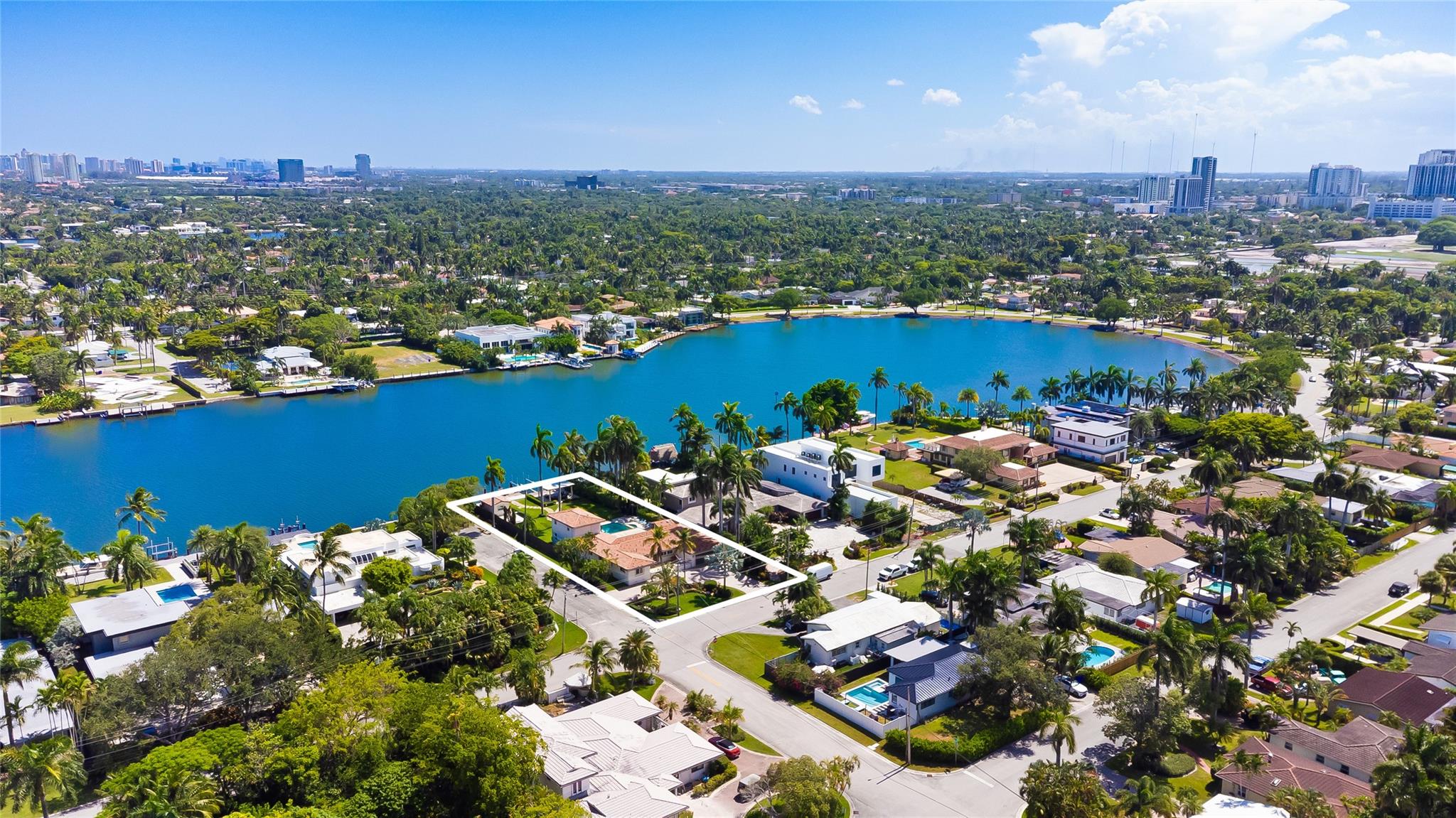 Hollywood Lakes Sec 1-32 - Residential