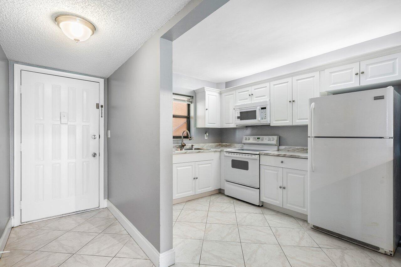 VENETIAN TERRACE CONDO - Residential