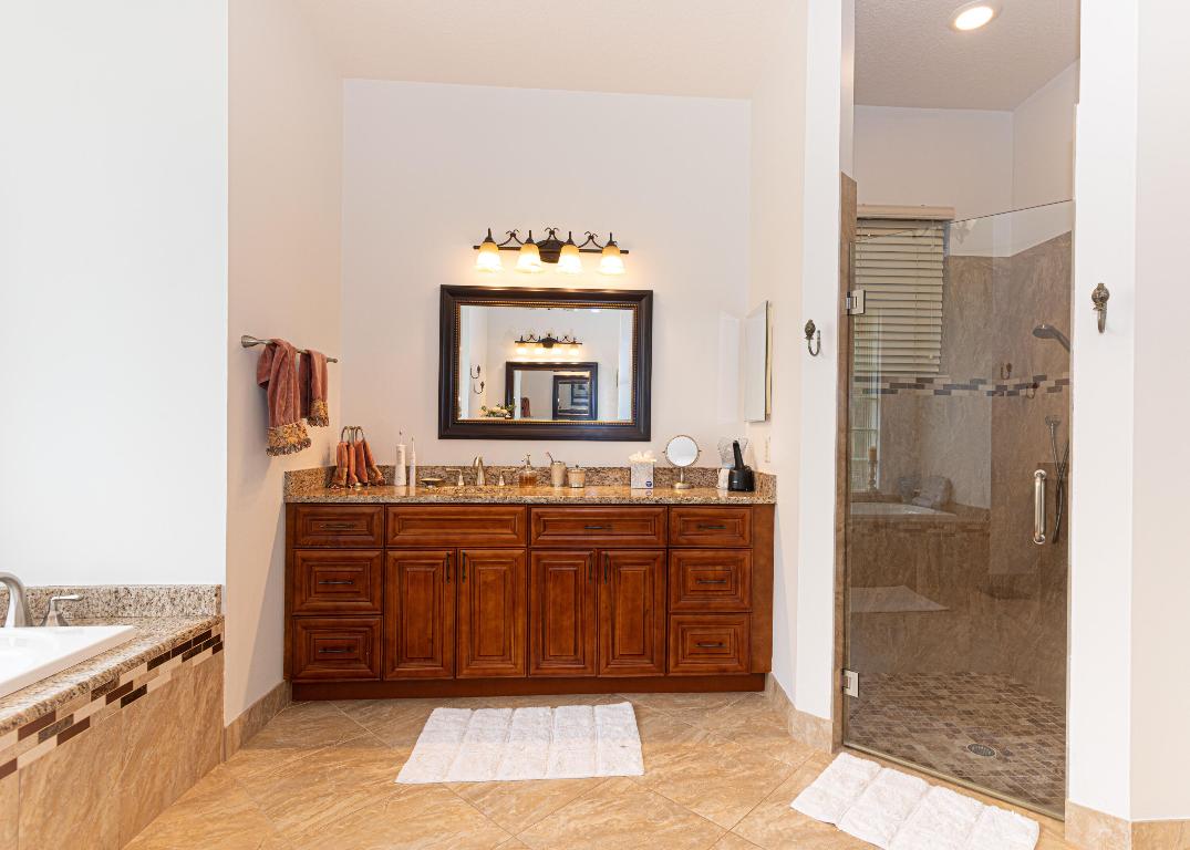 MADISON GREEN 1 - Residential