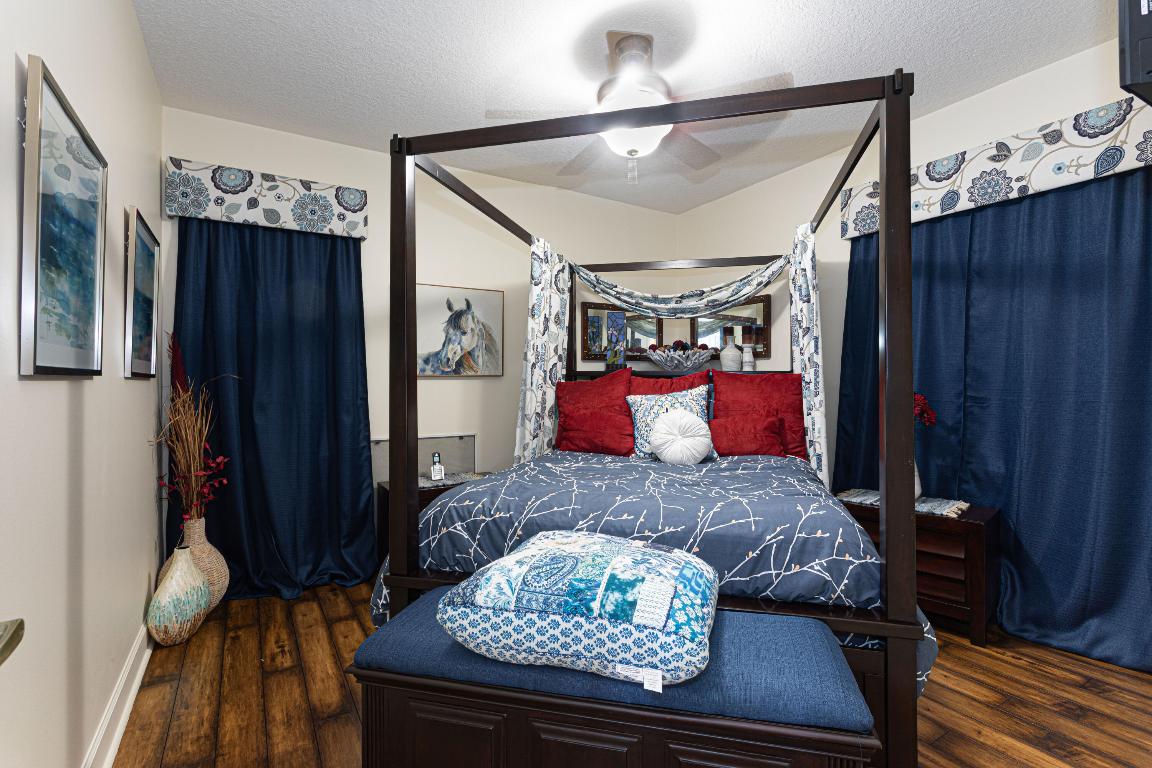 MADISON GREEN 1 - Residential