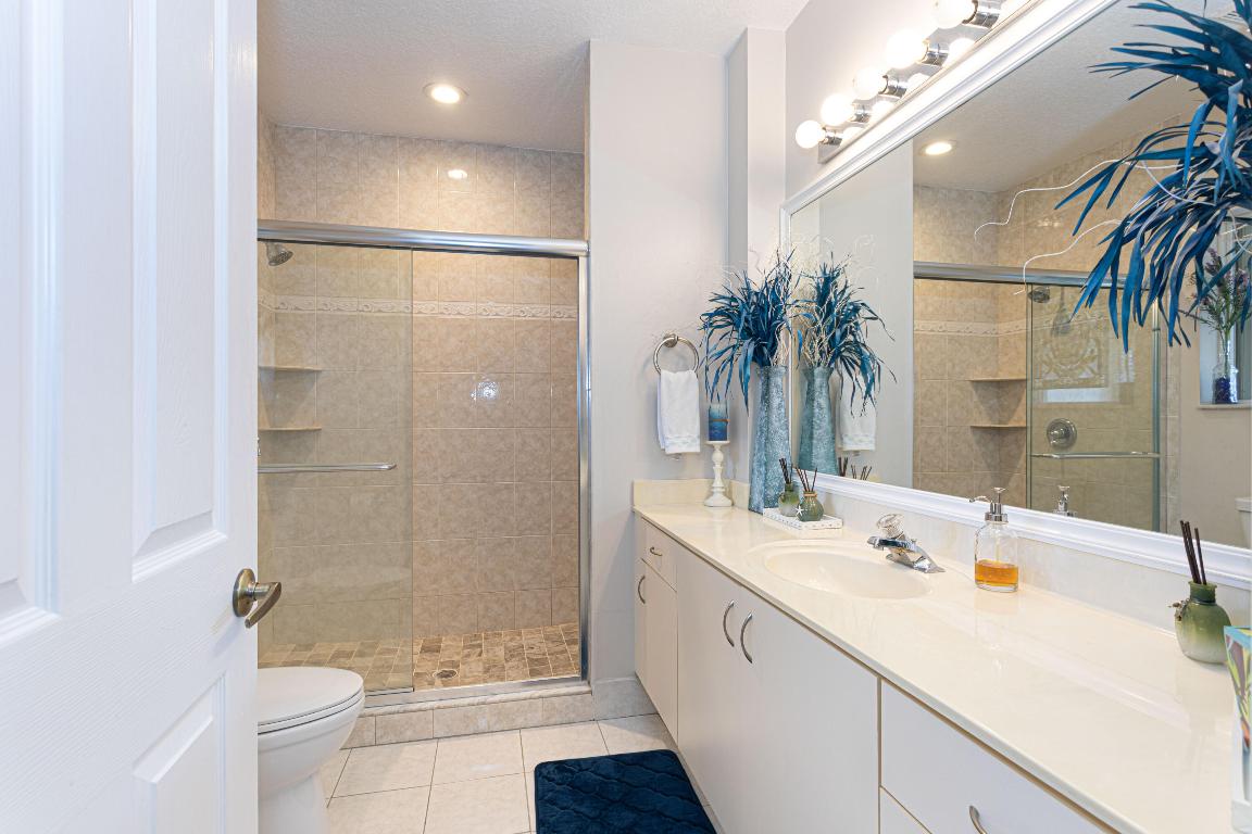 MADISON GREEN 1 - Residential