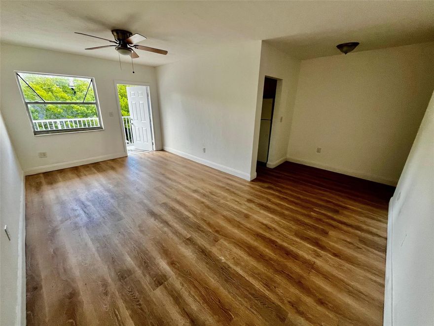 LARGE 1/1 CENTRALLY LOCATED WITH OFF STREET PARKING AND OSNITE LAUNDY. INCLUDES WATER AND GARBAGE