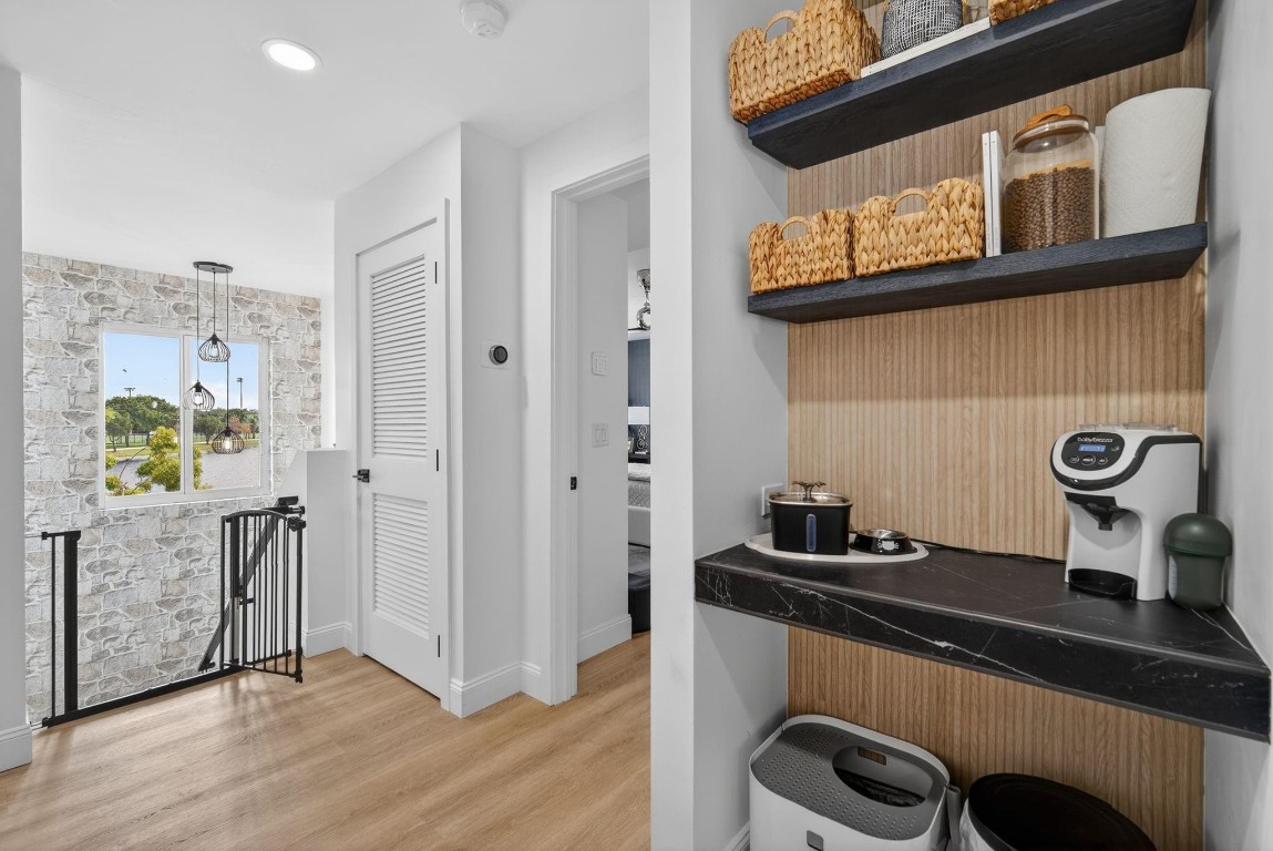 BANYAN TRAILS - Residential