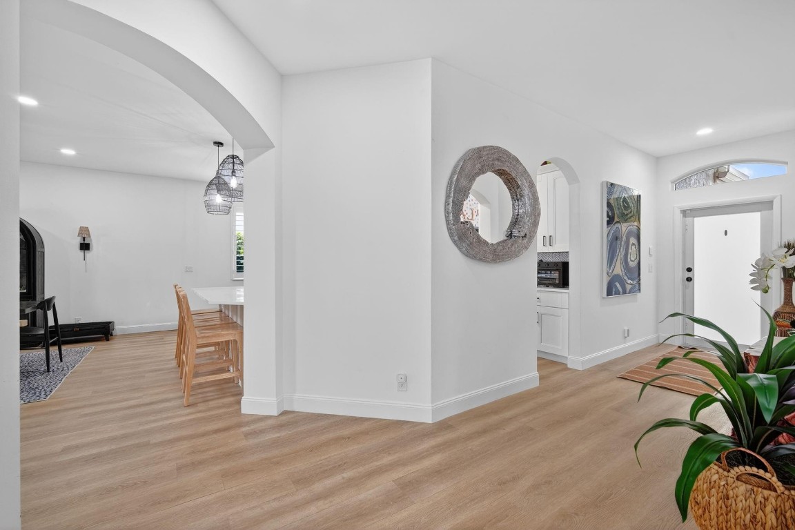 BANYAN TRAILS - Residential