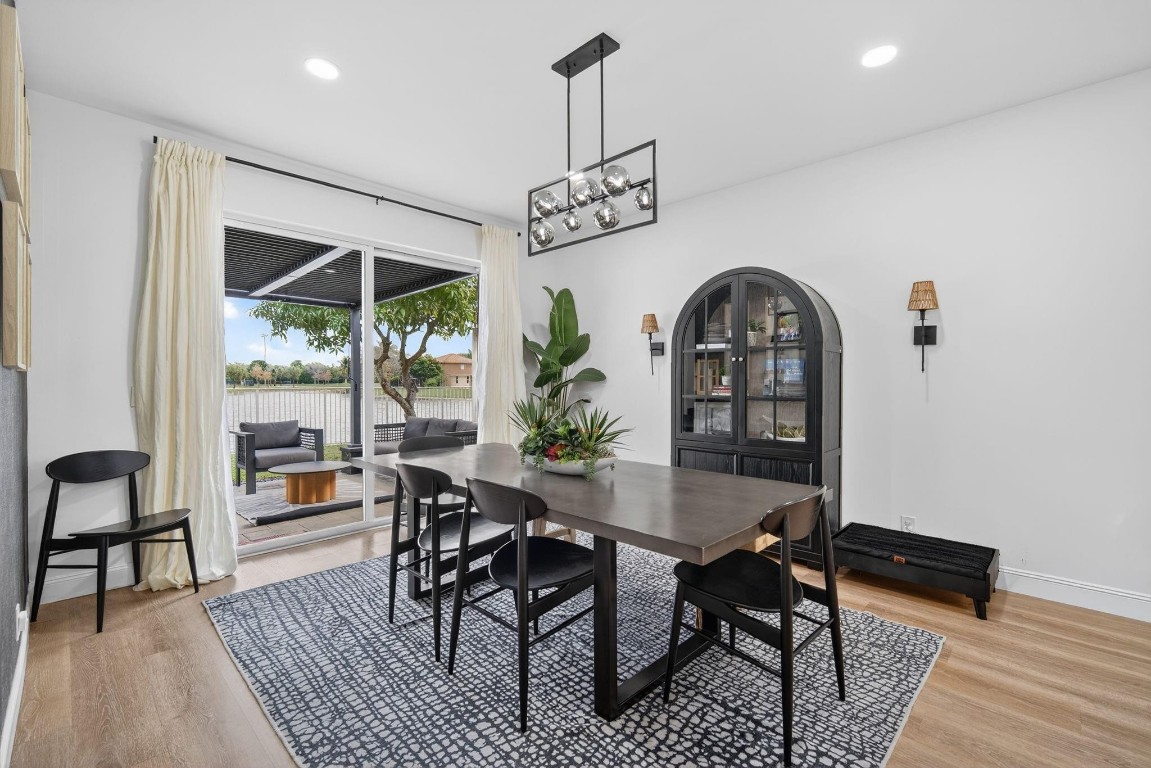 BANYAN TRAILS - Residential