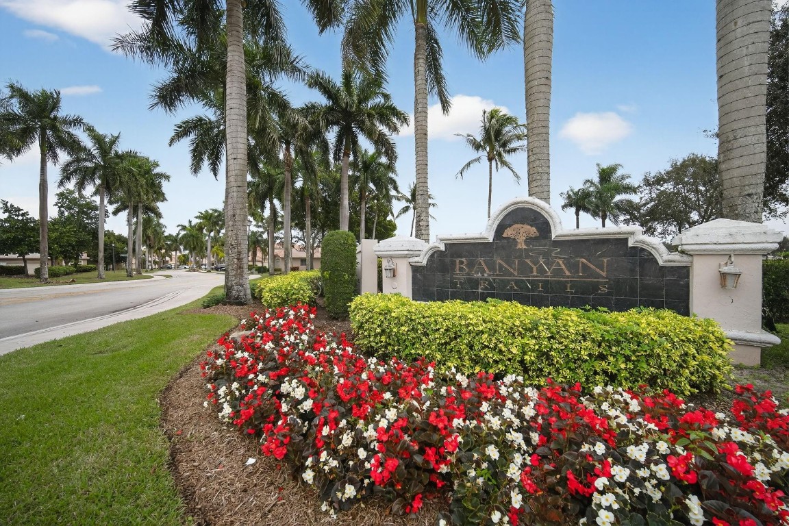 BANYAN TRAILS - Residential