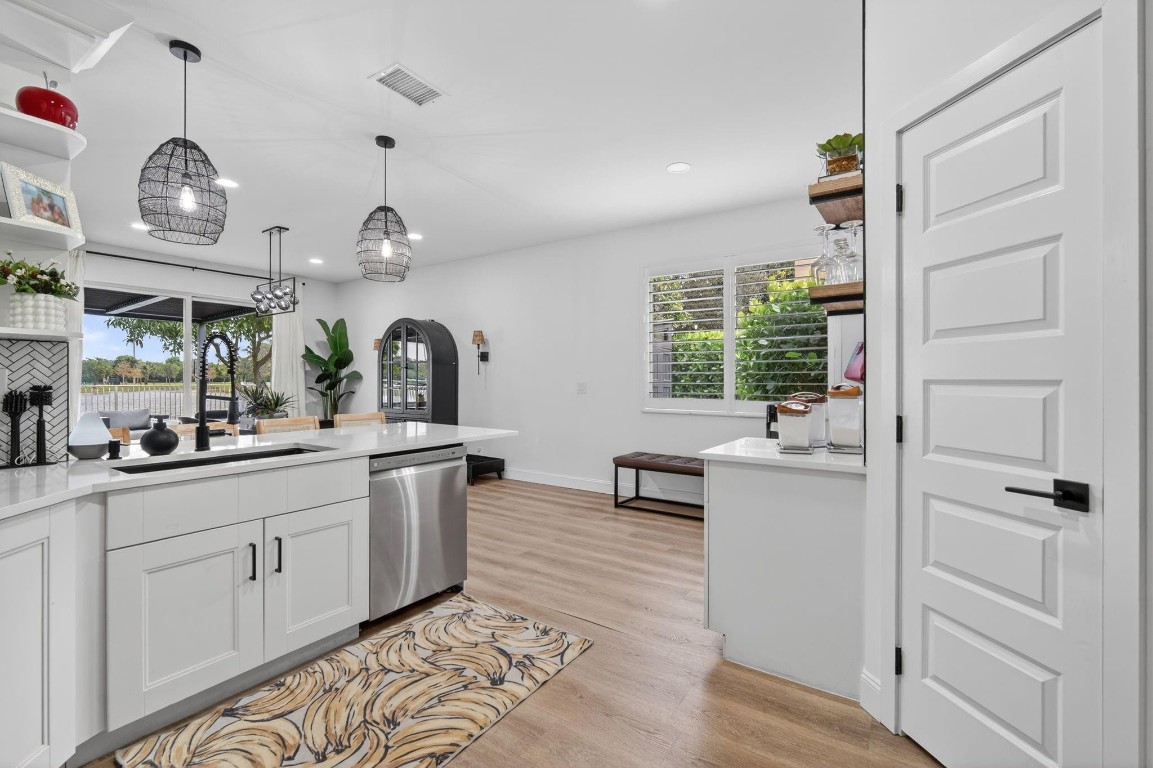 BANYAN TRAILS - Residential