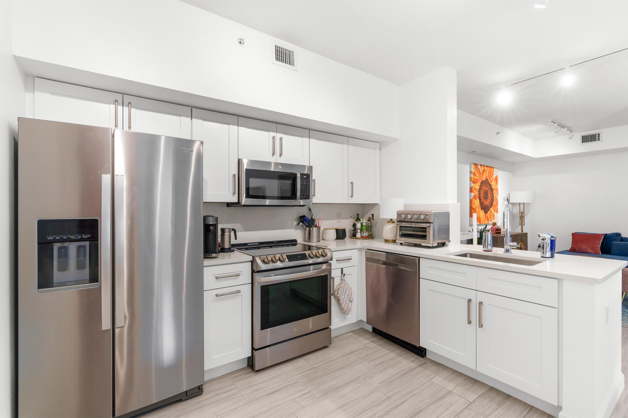 PINEAPPLE GROVE VILLAGE C - Residential Lease