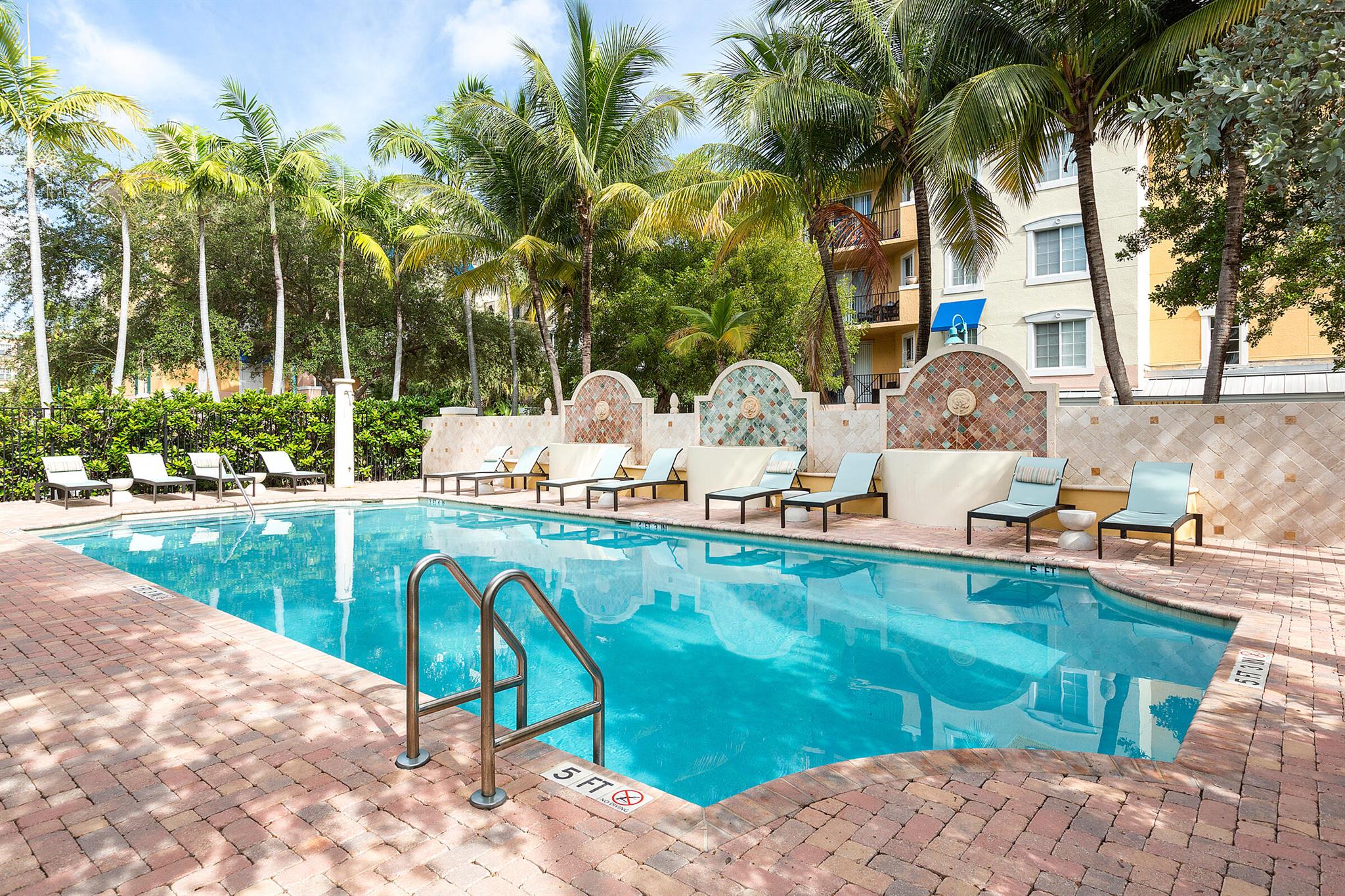 PINEAPPLE GROVE VILLAGE C - Residential Lease