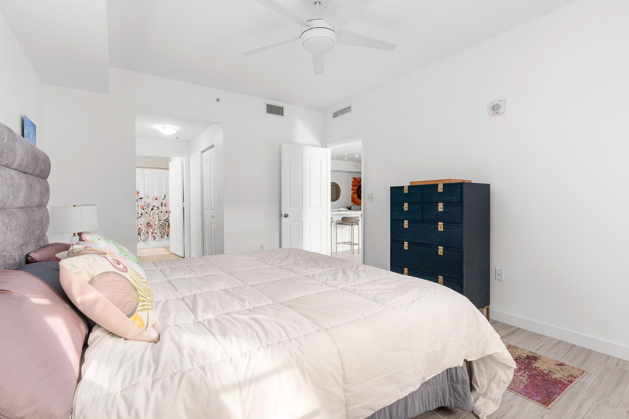 PINEAPPLE GROVE VILLAGE C - Residential Lease