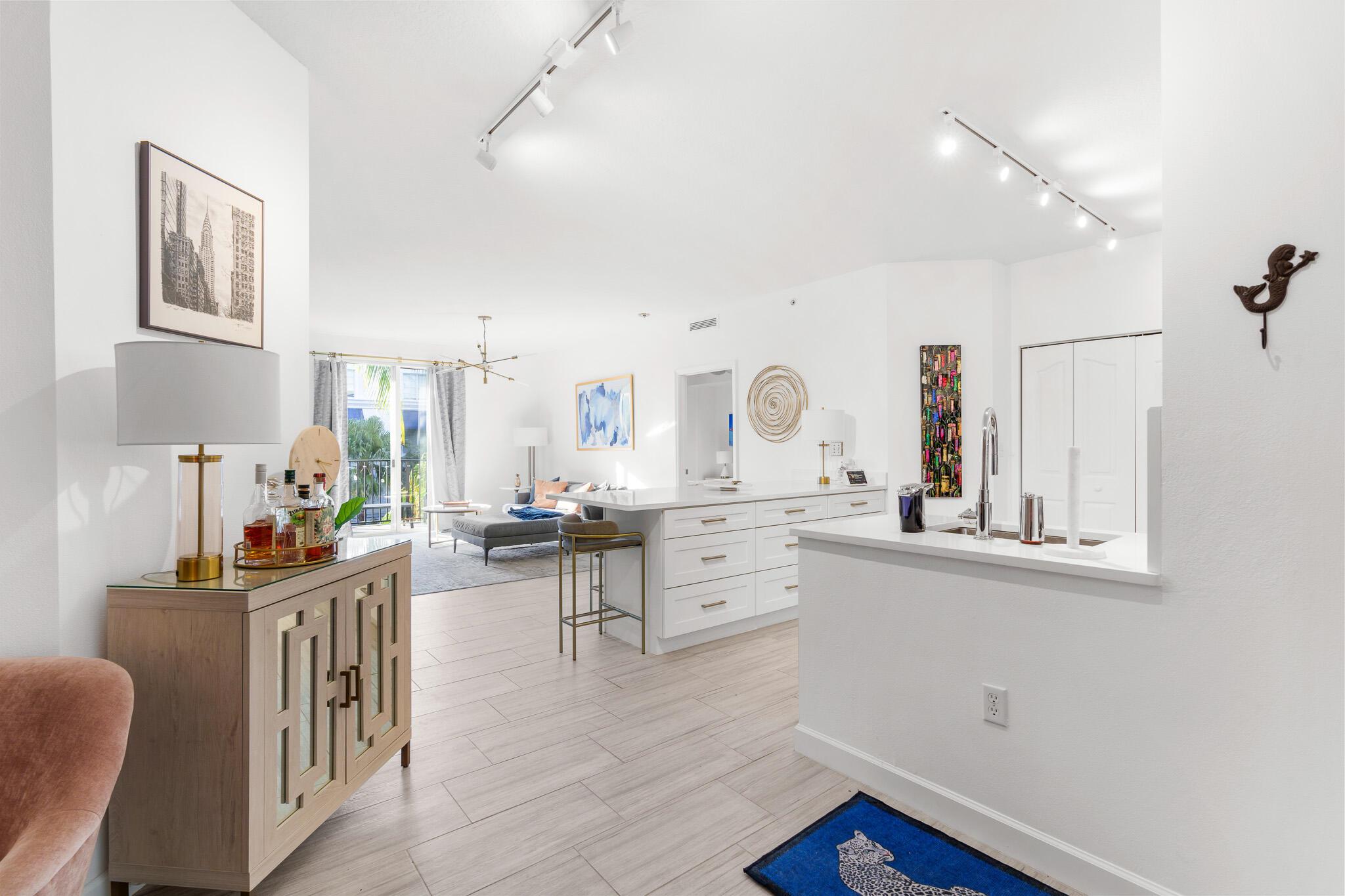 PINEAPPLE GROVE VILLAGE C - Residential Lease