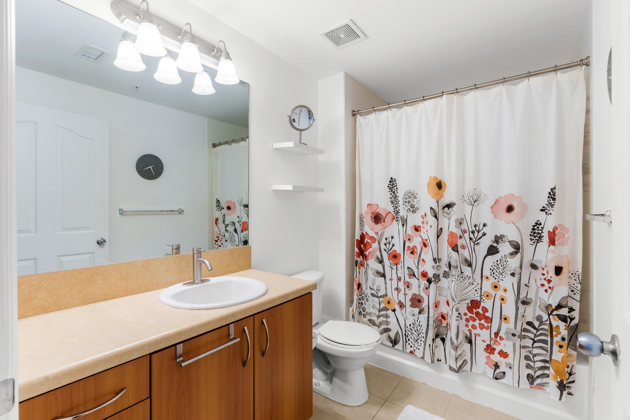 PINEAPPLE GROVE VILLAGE C - Residential Lease