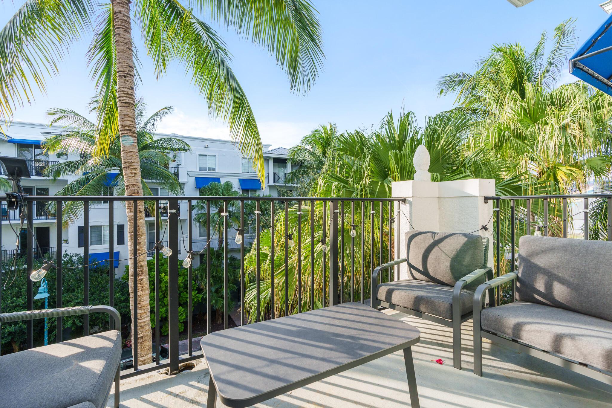 PINEAPPLE GROVE VILLAGE C - Residential Lease