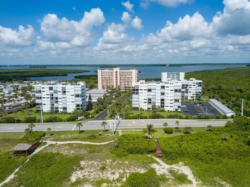 5163 N Hwy A1A
