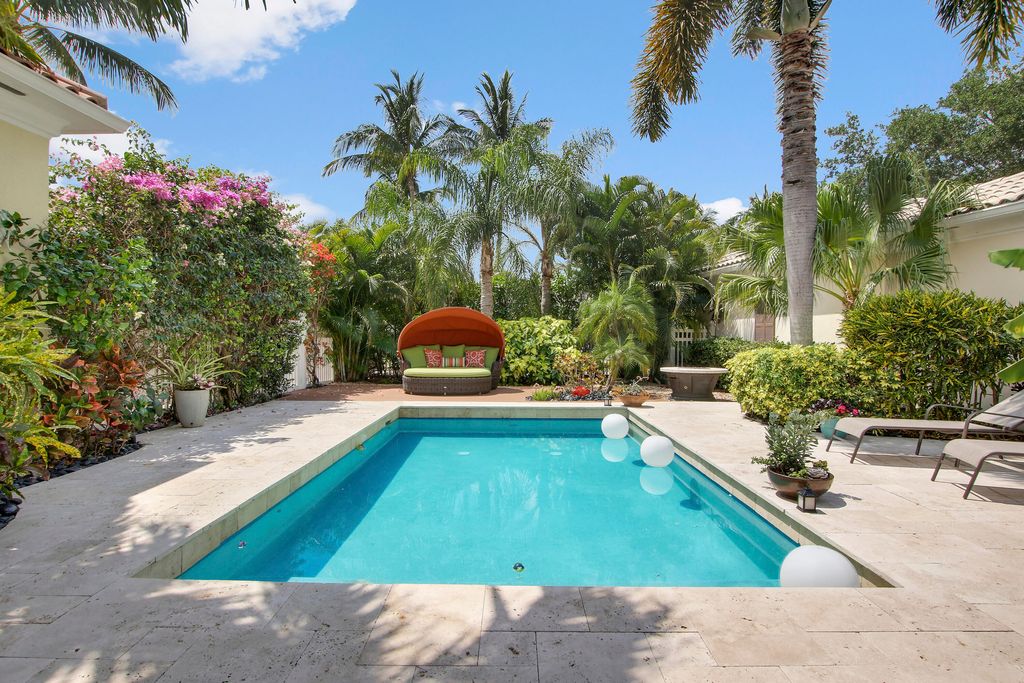 Photo of 136 Florence Drive, Jupiter, FL 33458 (MLS # B26019512)