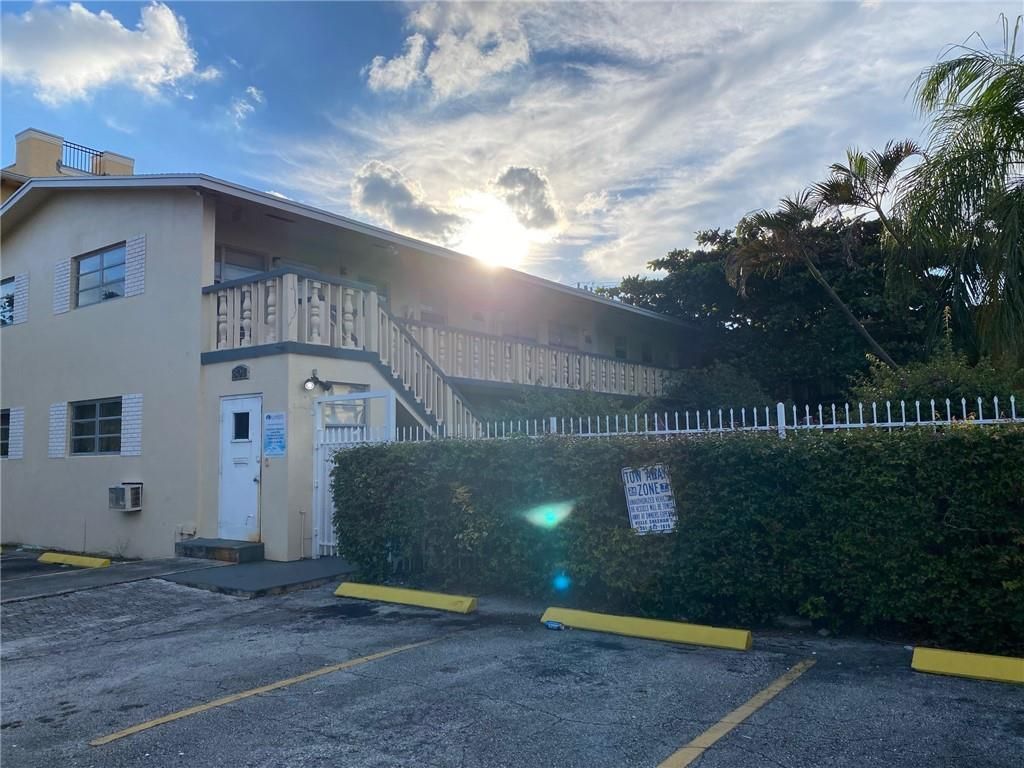 Photo of 801 S Federal Highway #102, Lake Worth Beach, FL 33460 (MLS # F10442881)