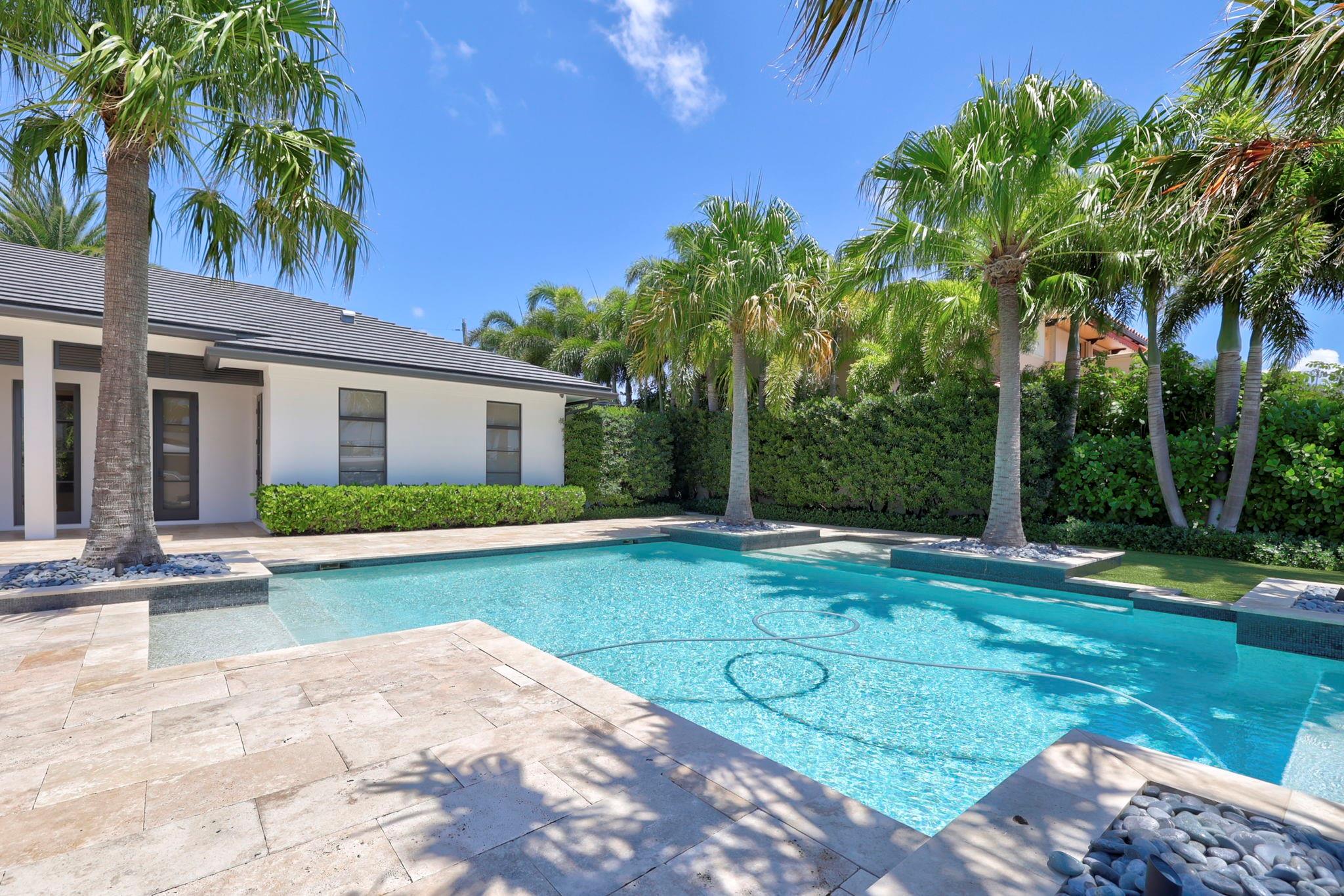 Venetian Isles 3rd Sec 47 - Residential