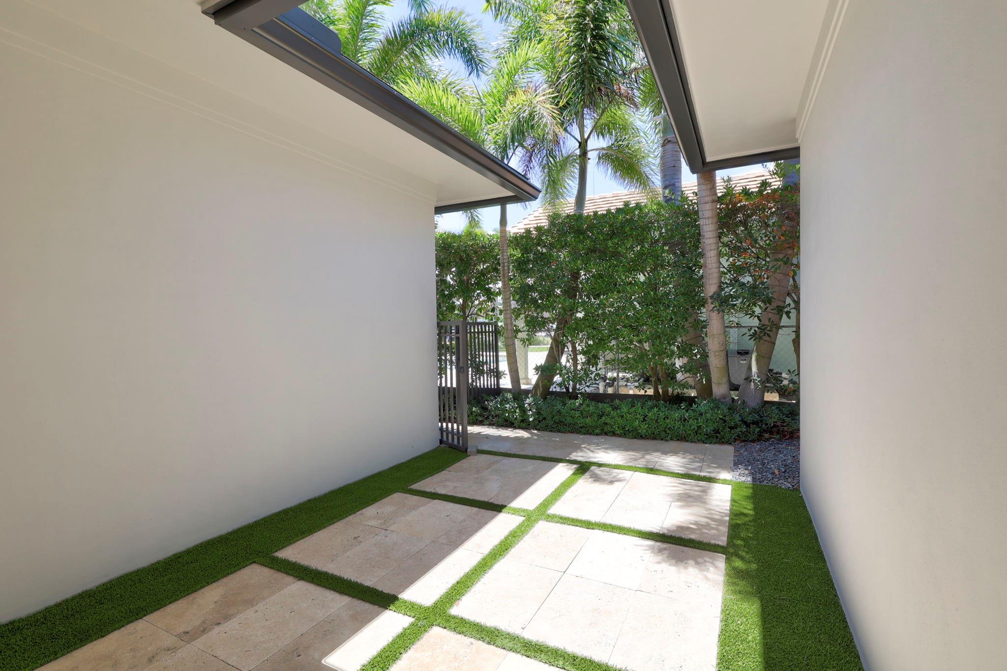 Venetian Isles 3rd Sec 47 - Residential