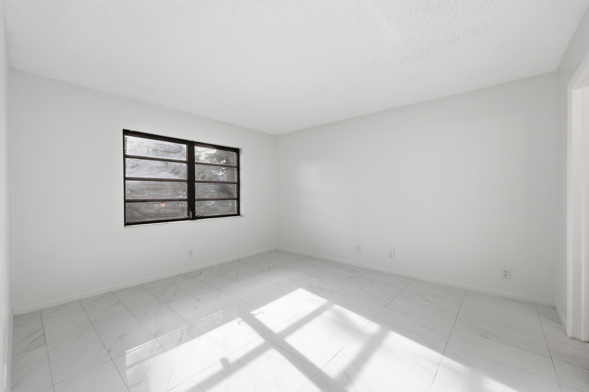 SUNRISE OF PALM BEACH CONDO 1,2,3,4, 14 AND 17 - Residential Lease