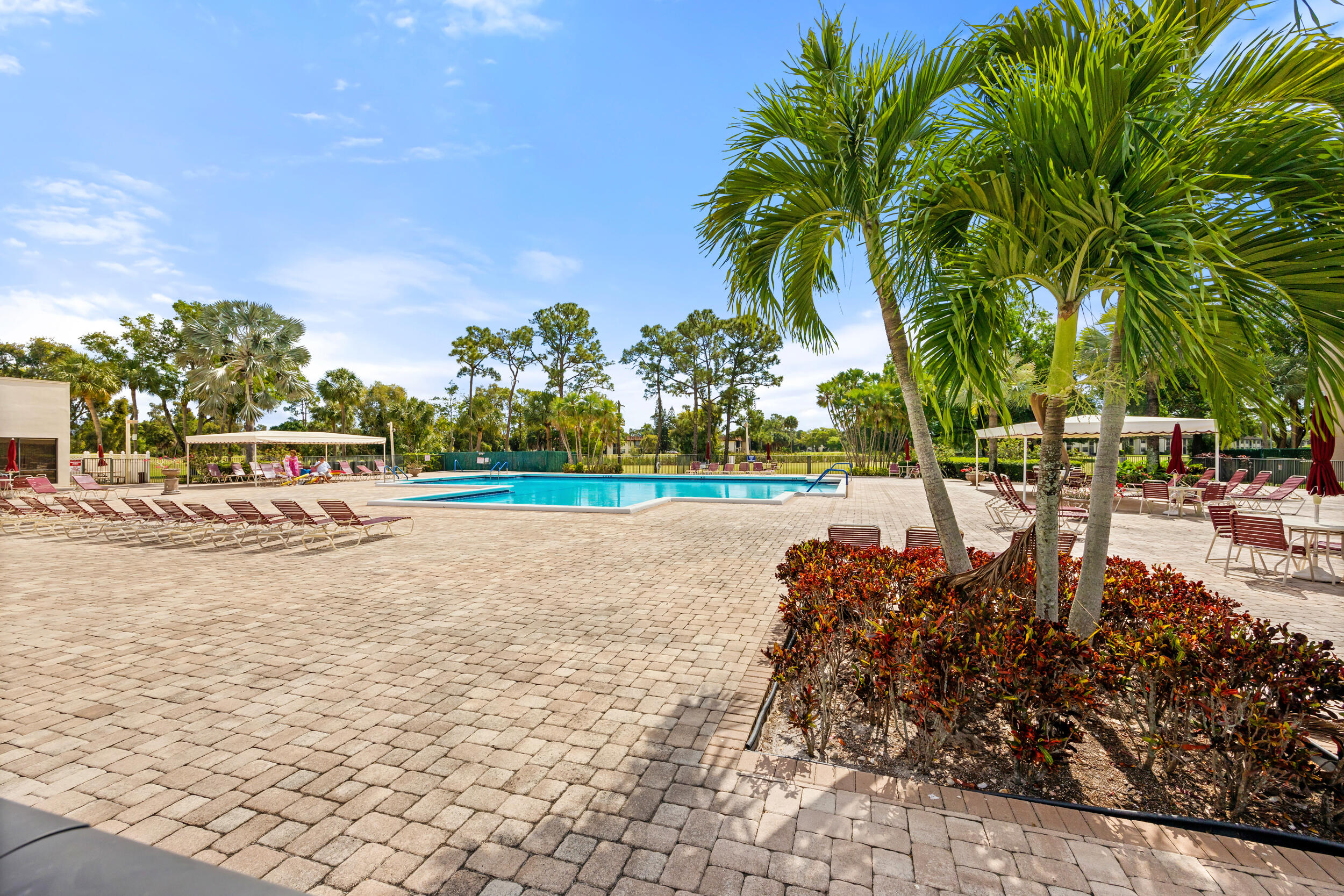 SUNRISE OF PALM BEACH CONDO 1,2,3,4, 14 AND 17 - Residential Lease