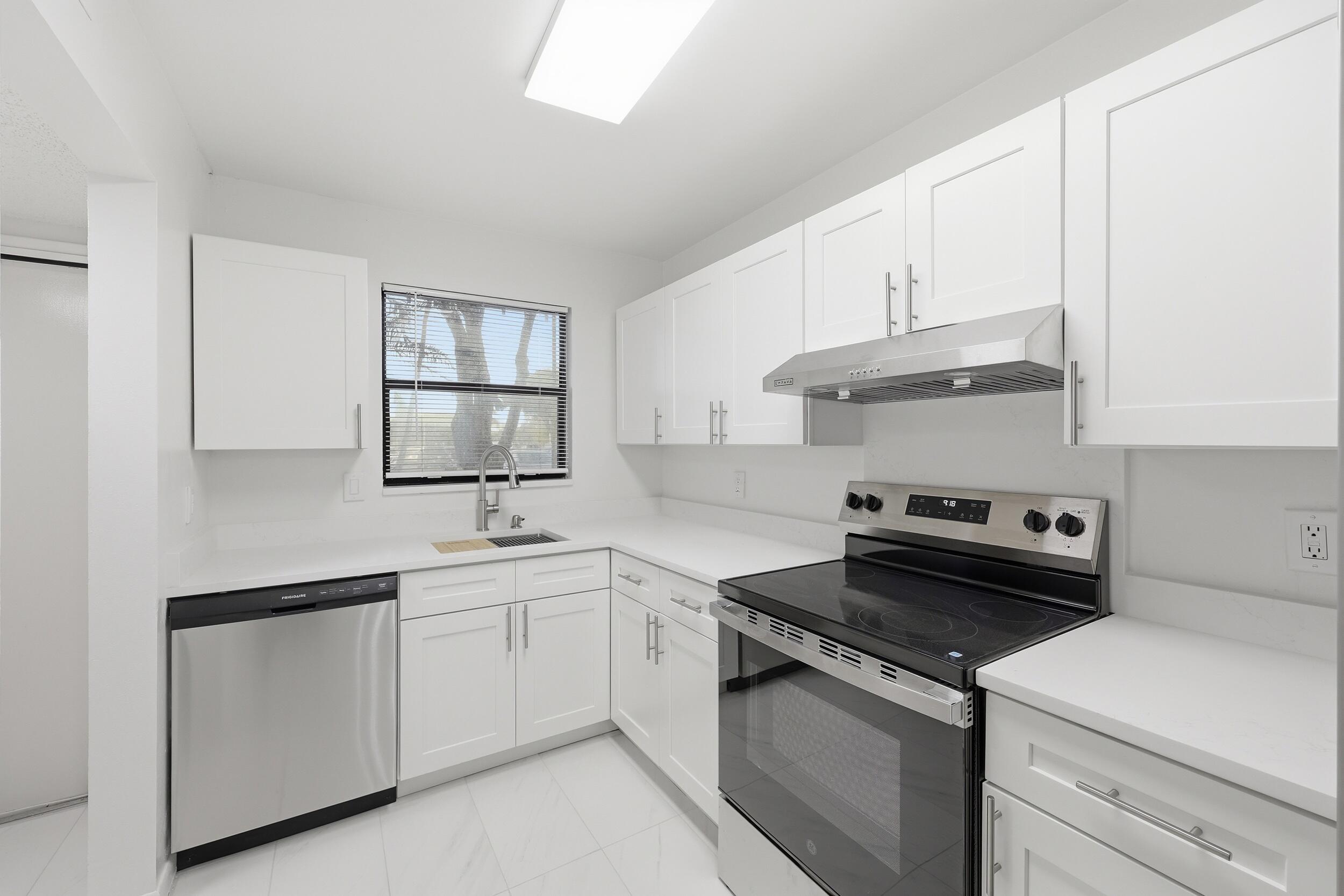 SUNRISE OF PALM BEACH CONDO 1,2,3,4, 14 AND 17 - Residential Lease