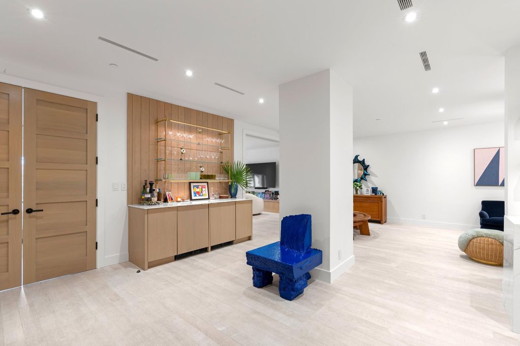 Photo of 150 Bradley Place #107, Palm Beach, FL 33480 (MLS # R11014811)